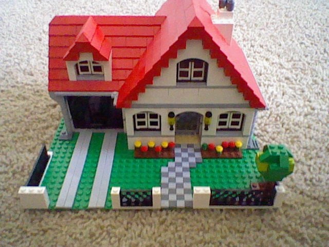 simple lego instructions for a house